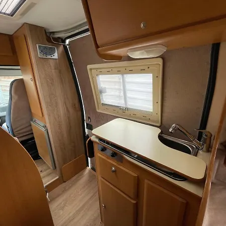 Apartamento Enjoy In Our Camper Caravan At Tenerife South!